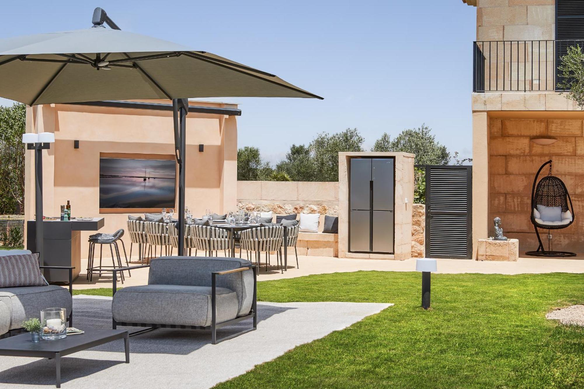 Super Luxury Biggest Pool Mallorca's Villa