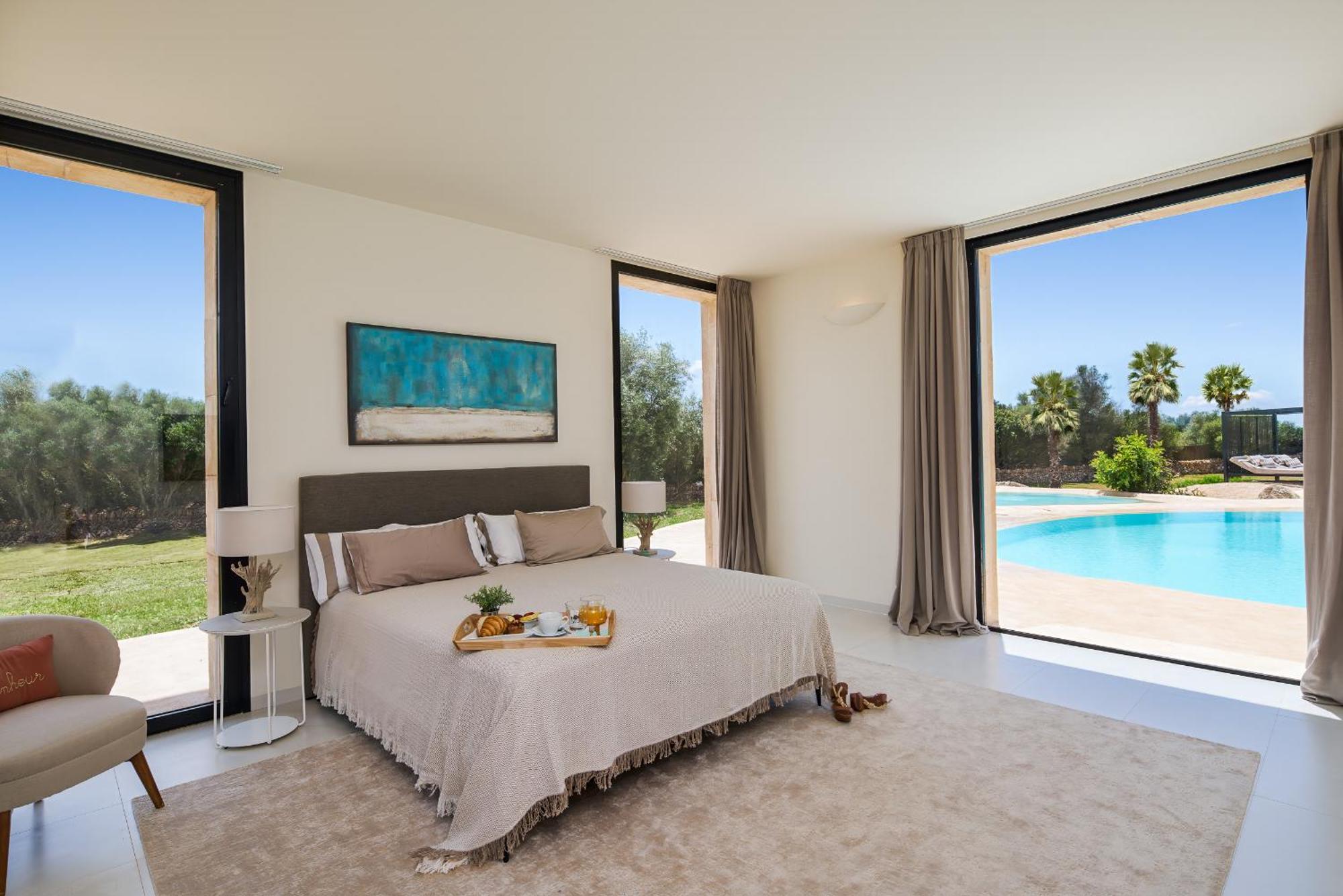 Super Luxury Biggest Pool Mallorca's *