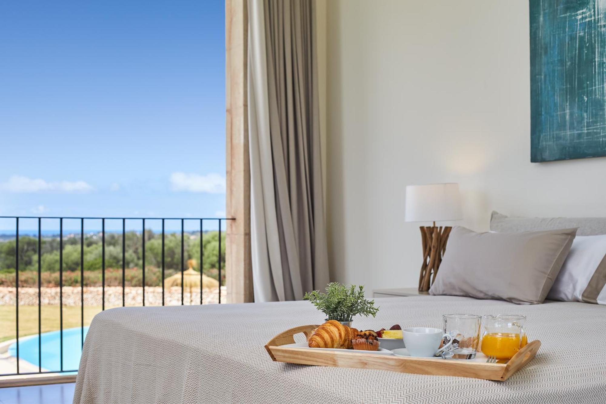 Super Luxury Biggest Pool Mallorca's * Ses Salines (Mallorca)