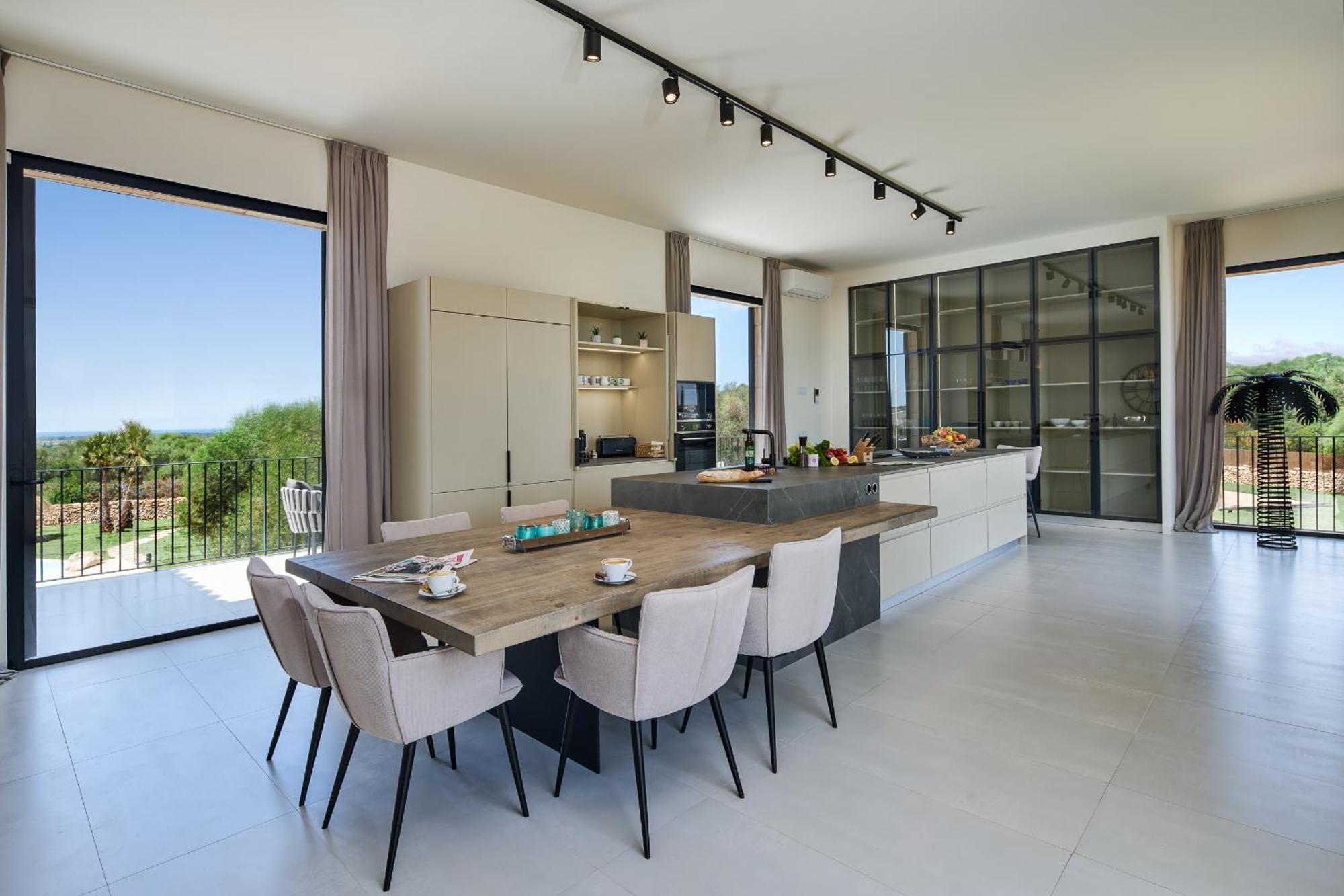 Super Luxury Biggest Pool Mallorca's Villa *