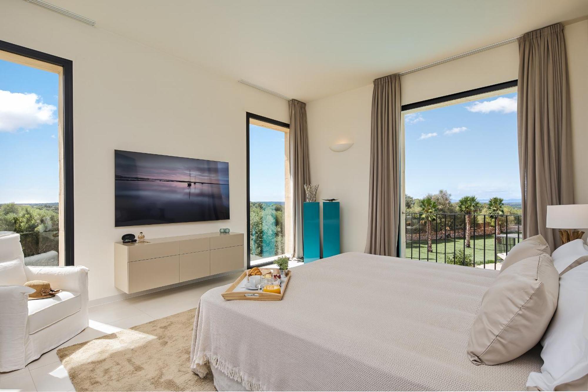 Super Luxury Biggest Pool Mallorca's Ses Salines (Mallorca)