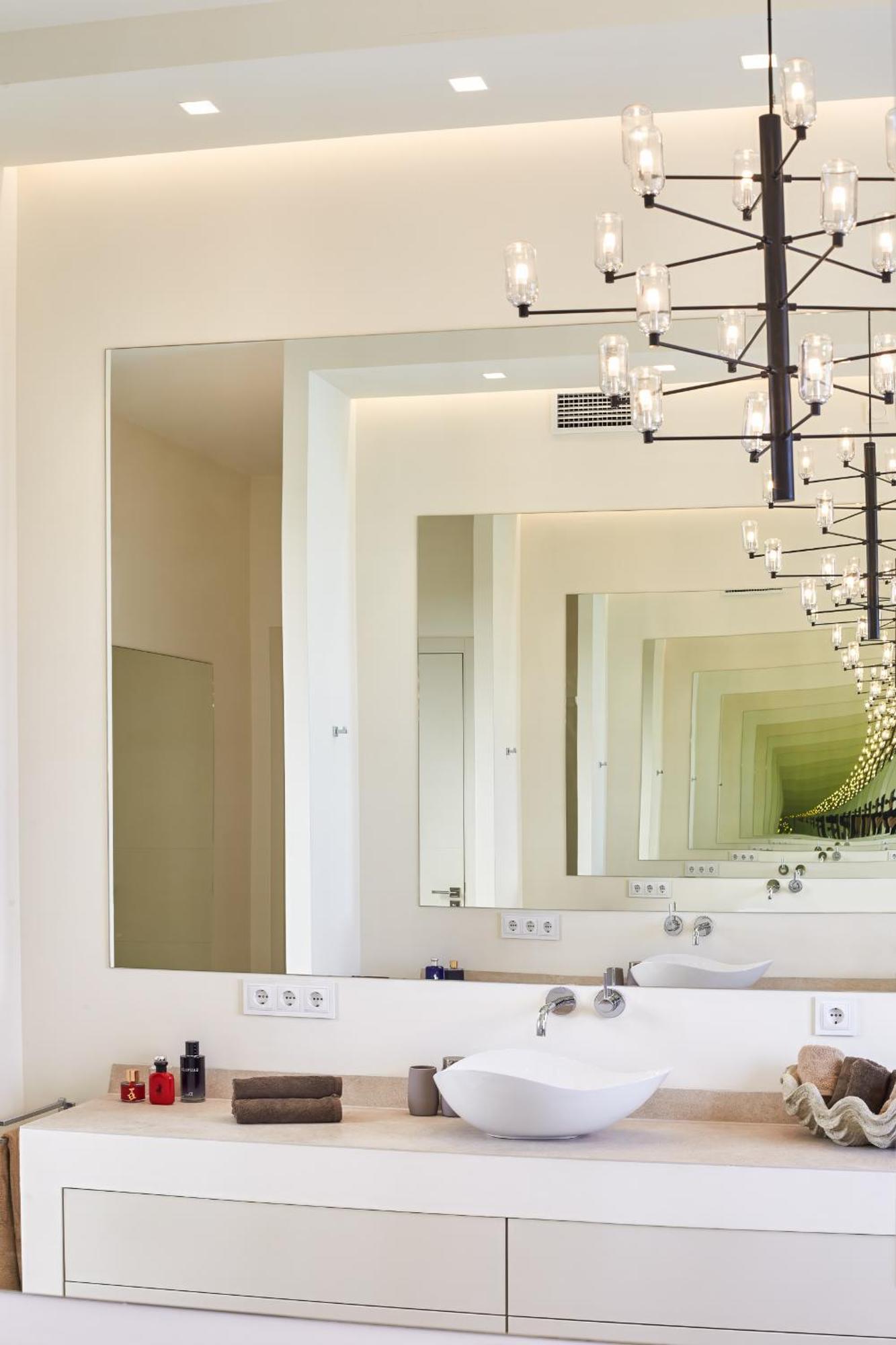 Super Luxury Biggest Pool Mallorca's * Ses Salines (Mallorca)
